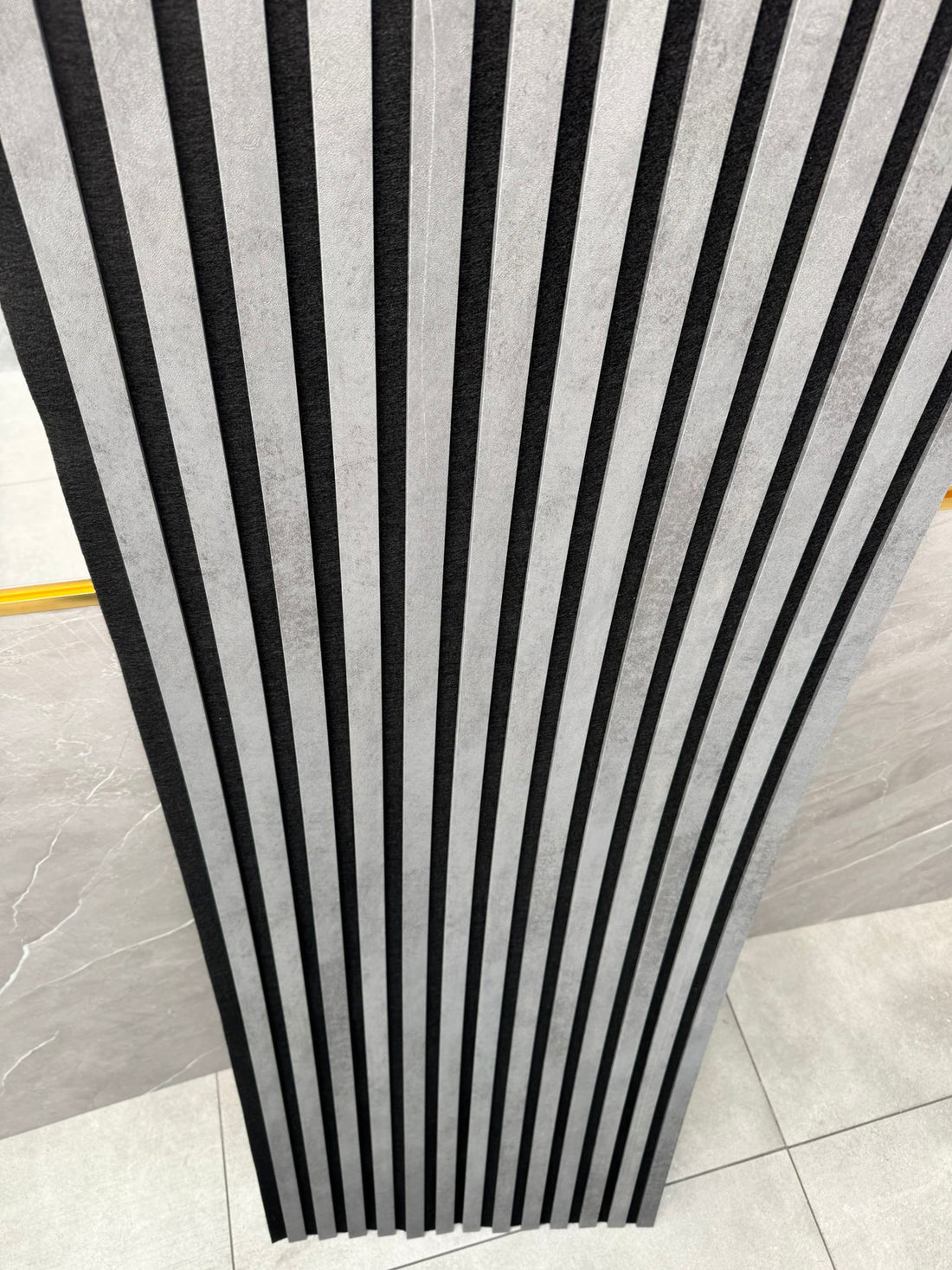 Akustikpaneel Betonoptik 275×60 – Modern & Akustisch Wirksam